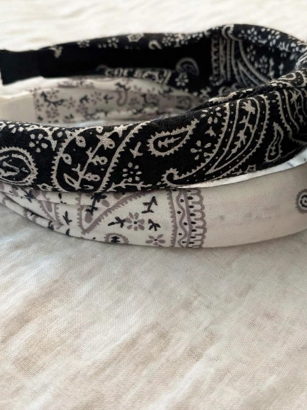 Claire’s Paisley Bandana Bow Headband Set NWT 2pc - Picture 8 of 9